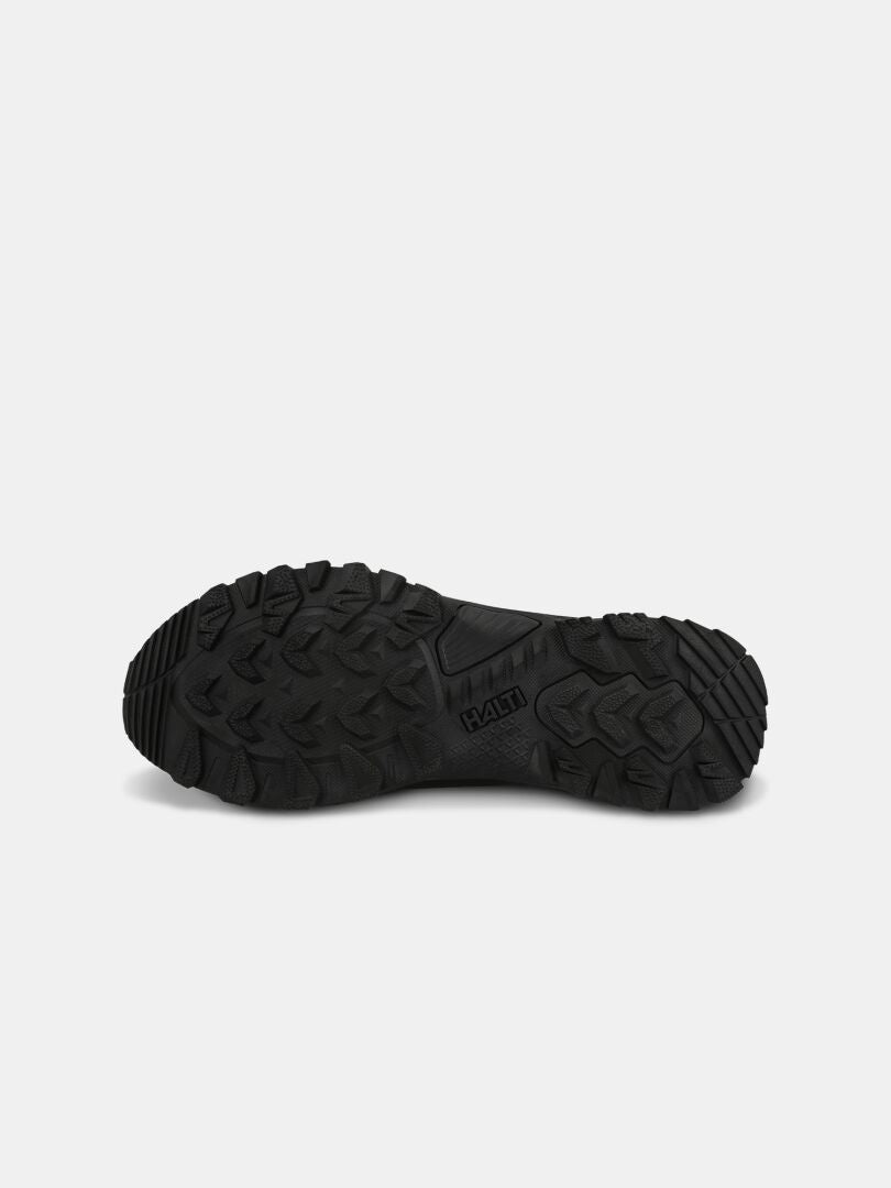 Halti Fara Low 2 DX Freelock outdoor shoe with black rubber GripmaxX Trail sole, shown on light gray.