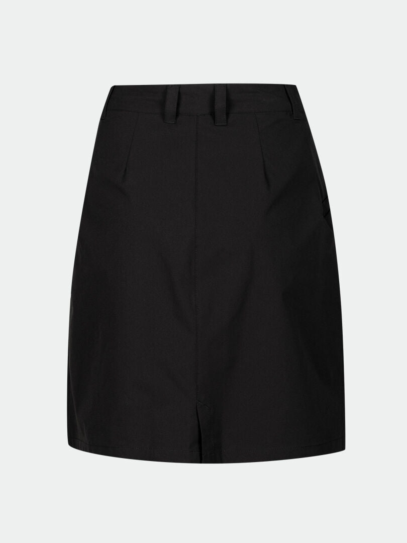 Halti Drive X-stretch Skort Womens: a black skort with belt loops and front seams, perfect for outdoor activities.
