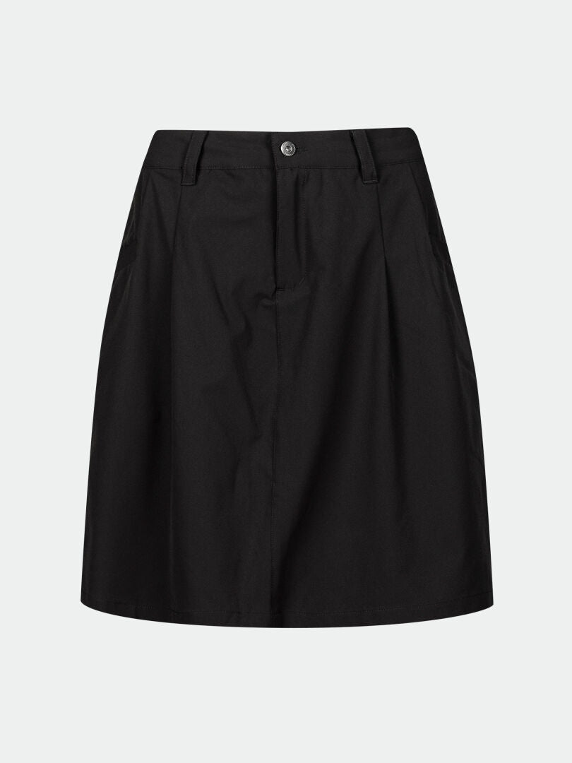 The Halti Drive X-stretch Skort Womens Plus is black, knee-length, with belt loops, front pleats, and side pockets.