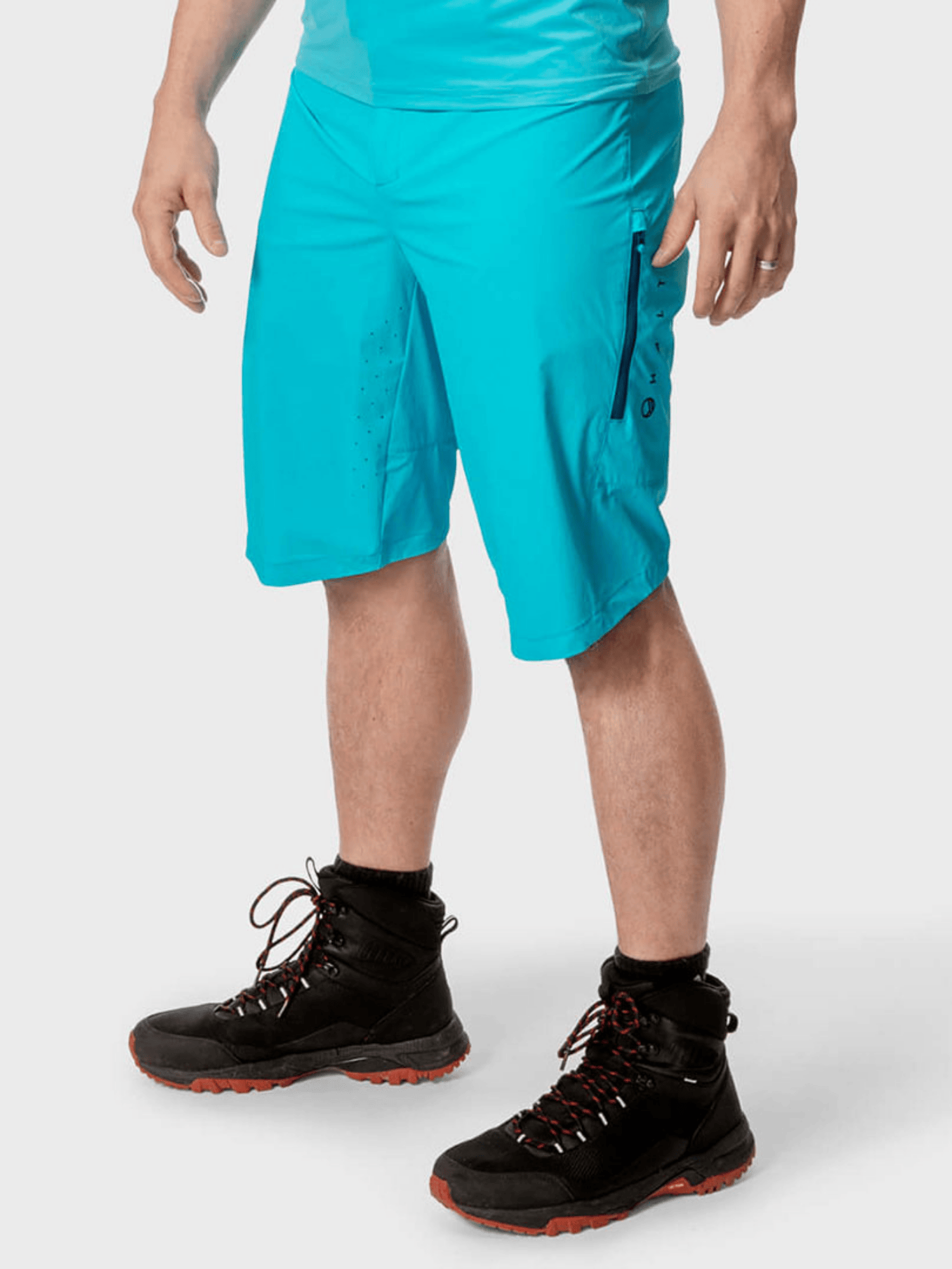 Tracks Men's X-stretch Shorts