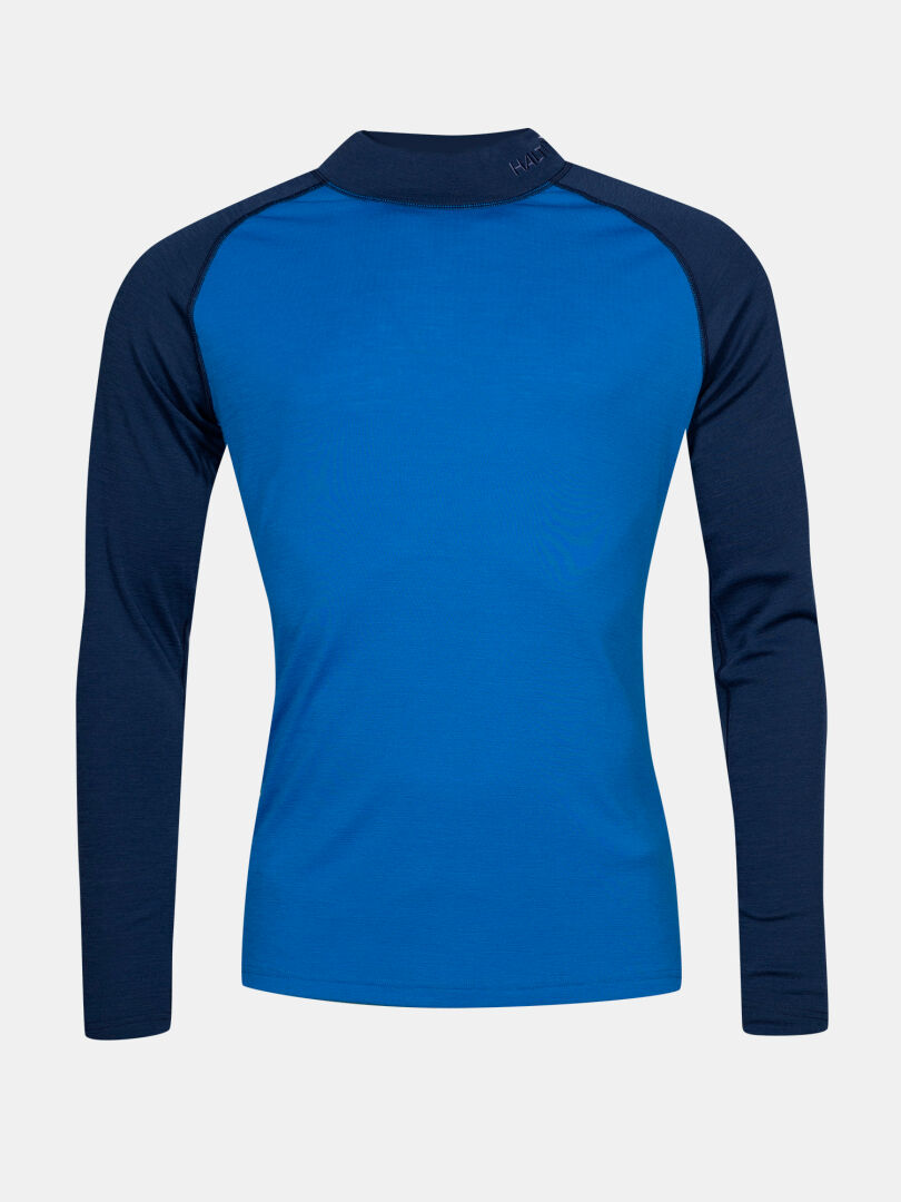 The Halti Neva Merino Base Layer Set Men's is a bright blue long-sleeve, ideal for breathable outdoor comfort.