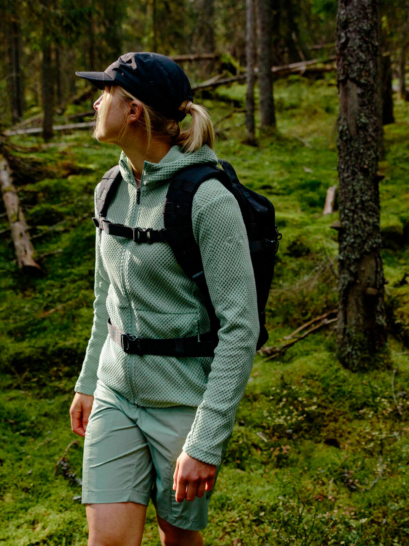 Halti Ultramove Layer Jacket Women's / Halti Ultramove Välitakki naisten/ Halti Ultramove Layer Jacke Damen / Halti Ultramove Mellanlager Dam