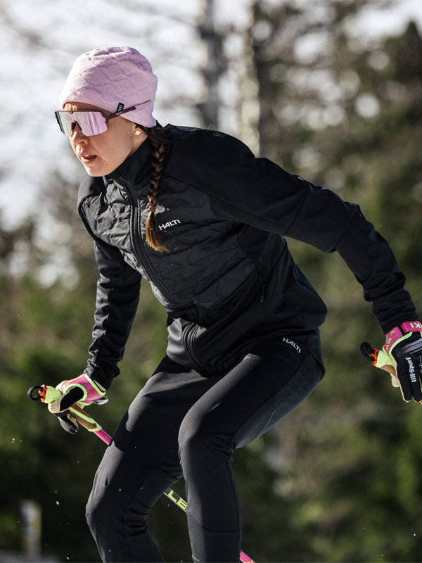 How to Choose the Right Clothing for Cross-Country Skiing
