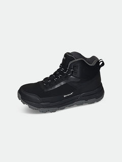 Halti Fara 3 DX Mid mens black hiking shoe with textured sole and laces, side view on white background.