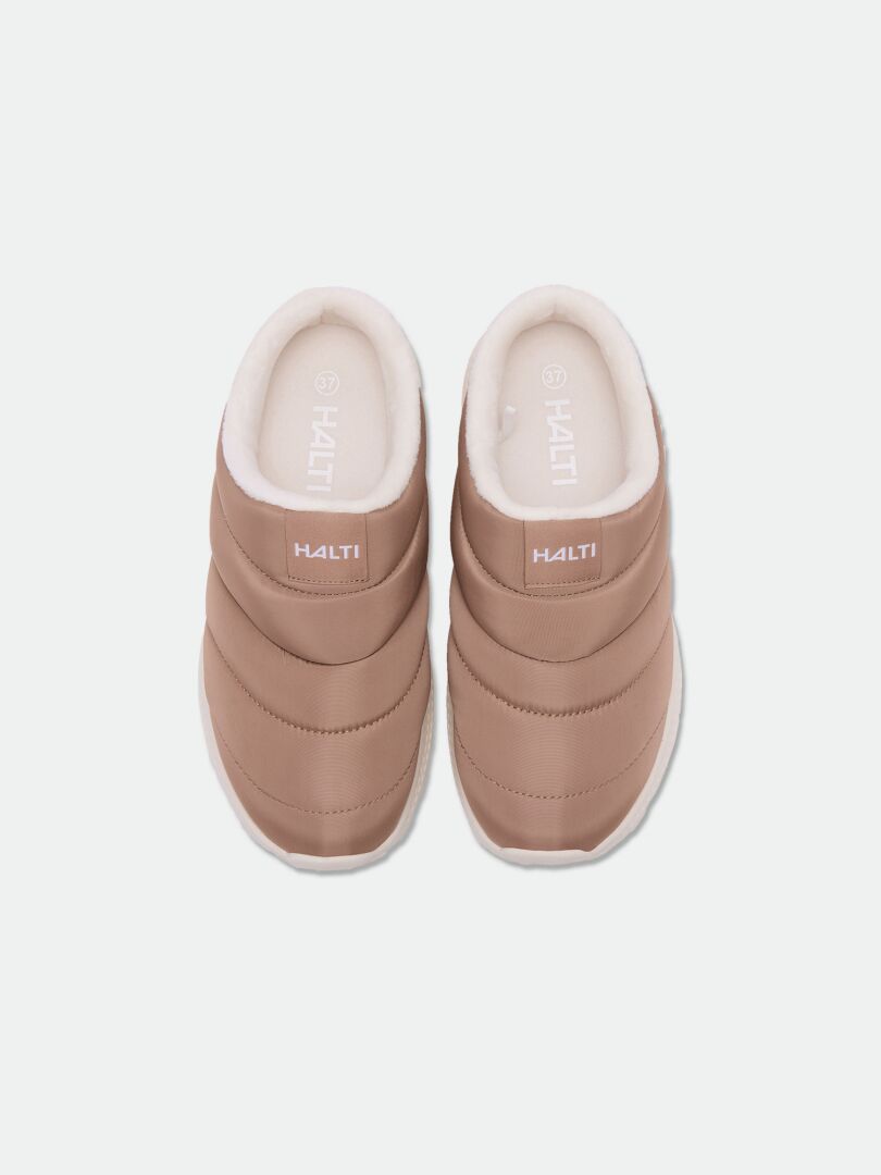Halti Rest 2 Slipper: brown slip-ons with memory foam insole, white lining, top view on white background.