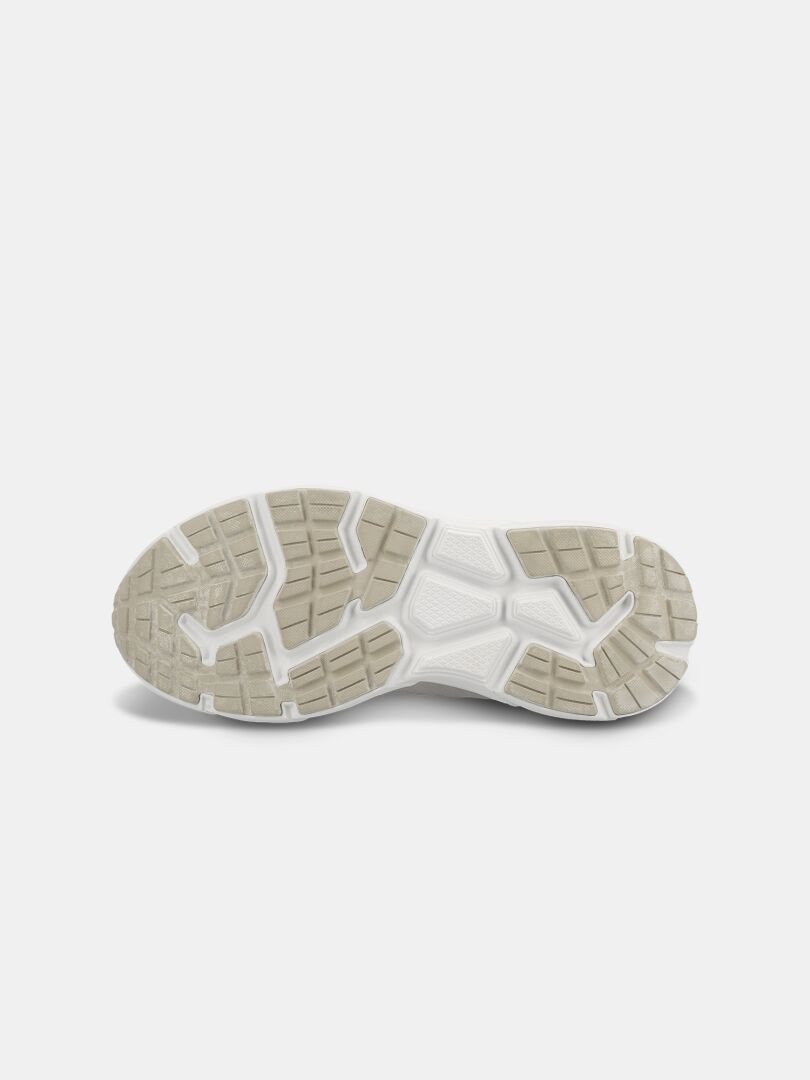 The Halti Tove Sneaker Women's features a beige and white rubber outsole with a textured tread for lightweight comfort.