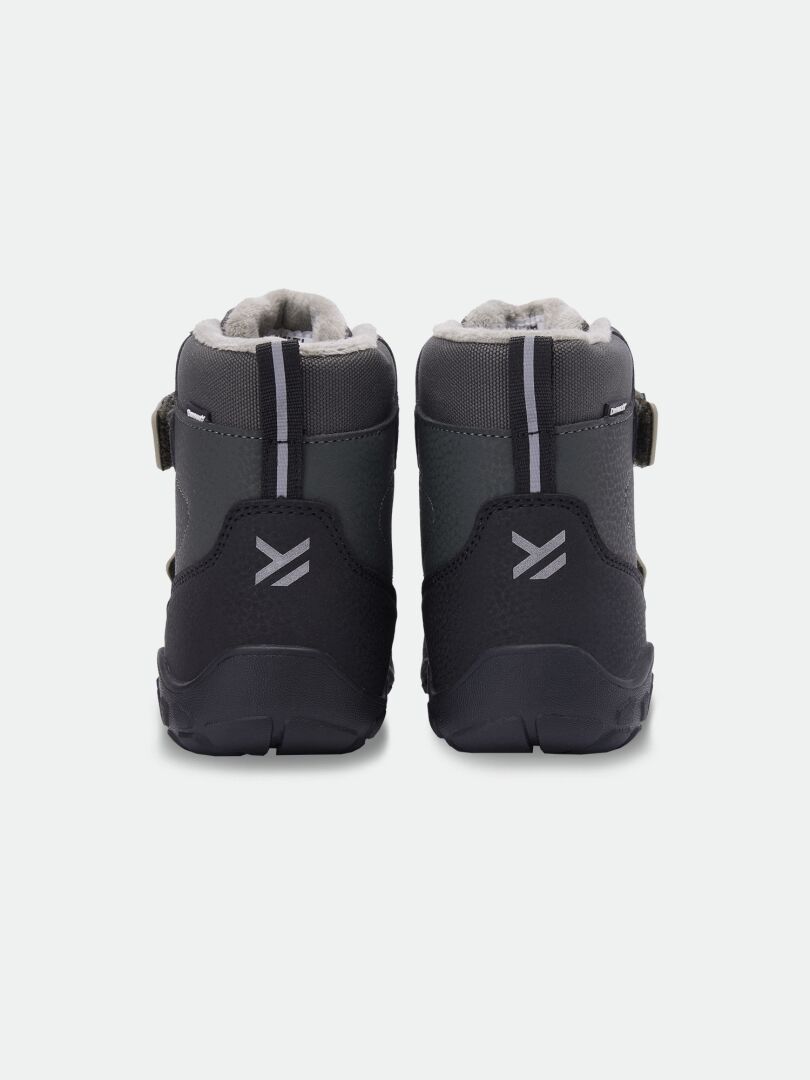 Back view of Halti Jalava DX kids’ barefoot boots with textured soles and light gray interiors for natural movement.