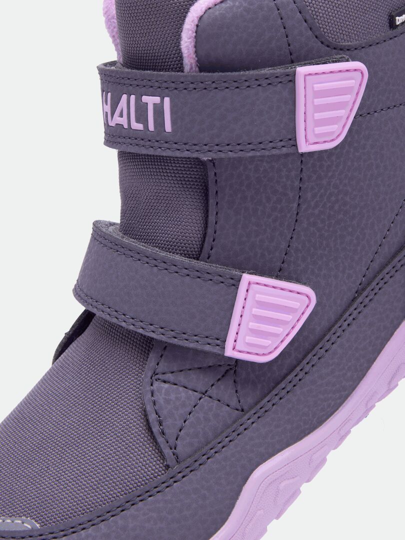 Close-up of Halti Jalava DX Barefoot Ankle Boot for kids, gray/pink, waterproof with Velcro straps and branded tongue.