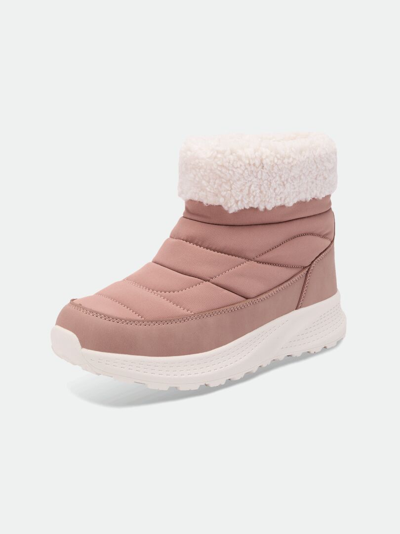 Halti Rest Winter Boots in dusty rose with a cream sherpa cuff and thick white sole.