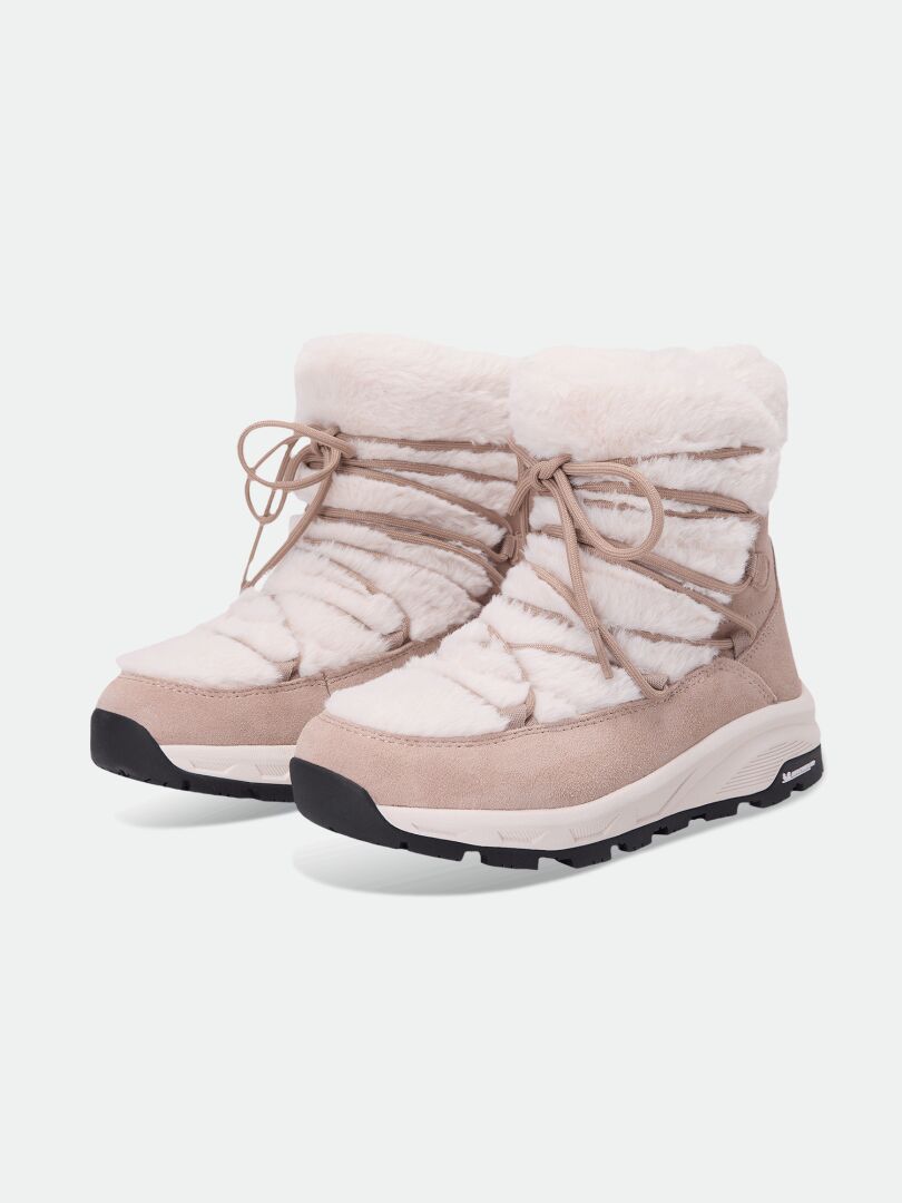 Halti Mukluk DX IC Winter Boots: beige lace-up boots with Thinsulate, faux-fur lining, and black lugged soles.
