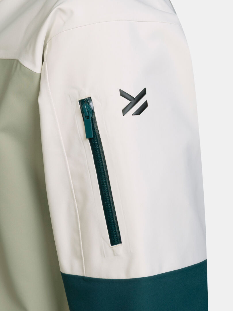 Rizle Unisex 3L DX Ski Jacket sleeve in white with a dark green zippered pocket and a black logo on the upper arm.