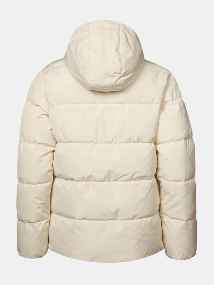Back view of Halti Ascloud women’s cream ski jacket with hood, horizontal quilting, and no visible branding.