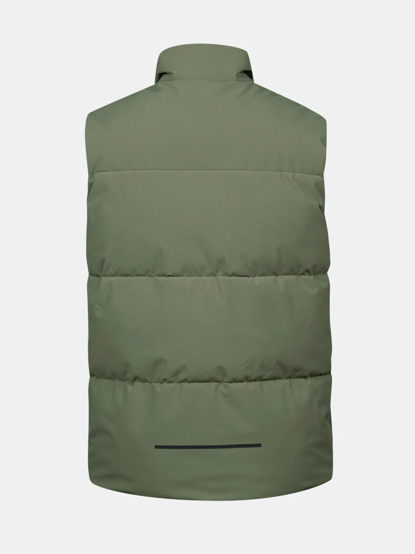 Halti Penger Classic Men's Puffer Vest in olive green, shown from the back with horizontal quilting and wind-resistant hem.