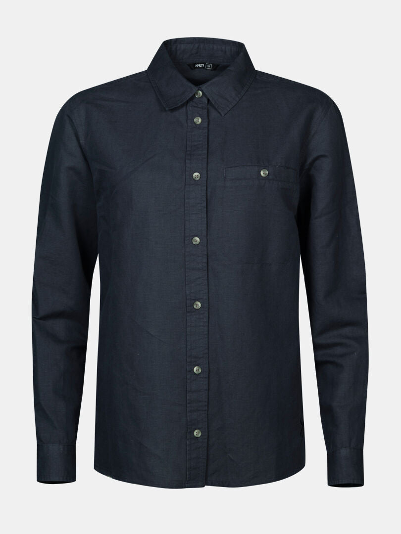 The Halti Notsgi Longsleeve Shirt Women's is an organic cotton, button-up shirt with a chest pocket on a white background.