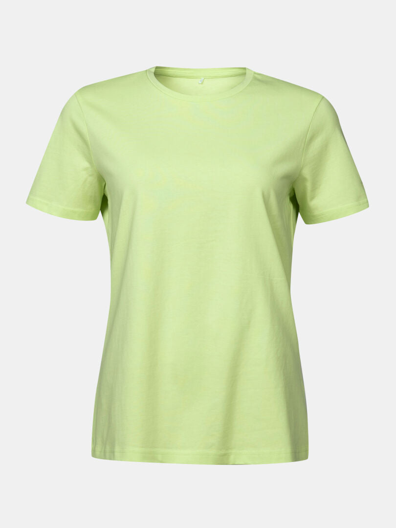 Halti Matka II T-shirt Women's in light green, short-sleeved crew neck, shown on a white background.