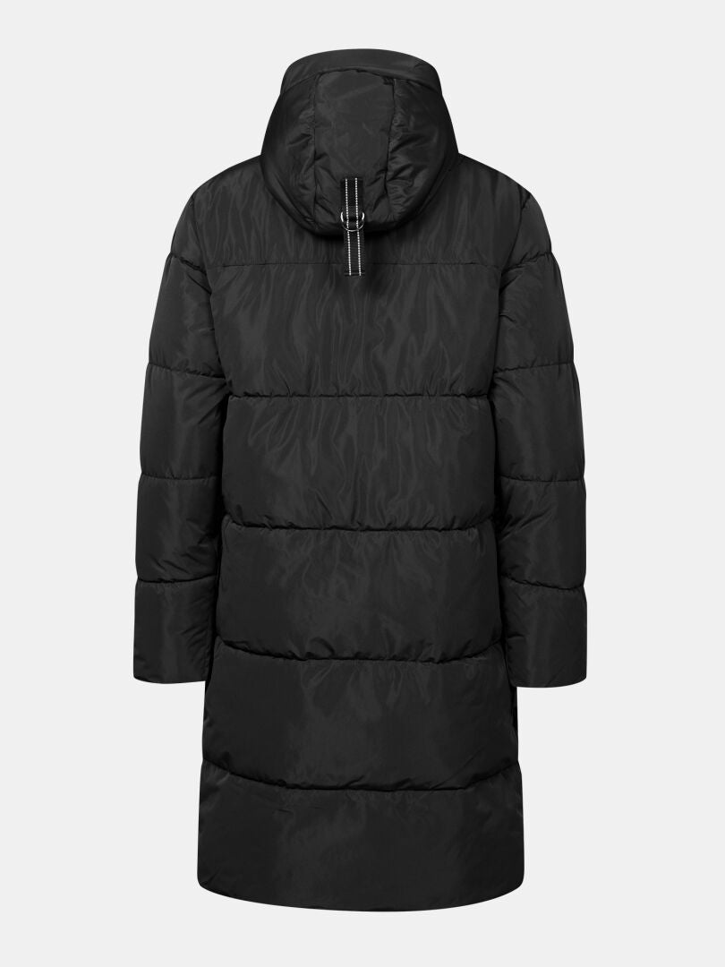 Halti Sammal II Insulated Parka for women: hooded, long, quilted—ideal winter jacket.