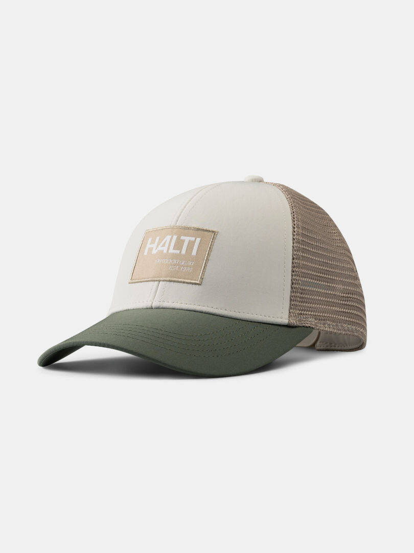 Halti Koskelo Trucker Cap: beige/olive green recycled polyester with mesh back and rectangular HALTI logo patch.