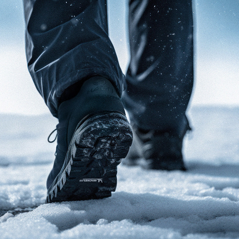 Halti Friction sole shoes